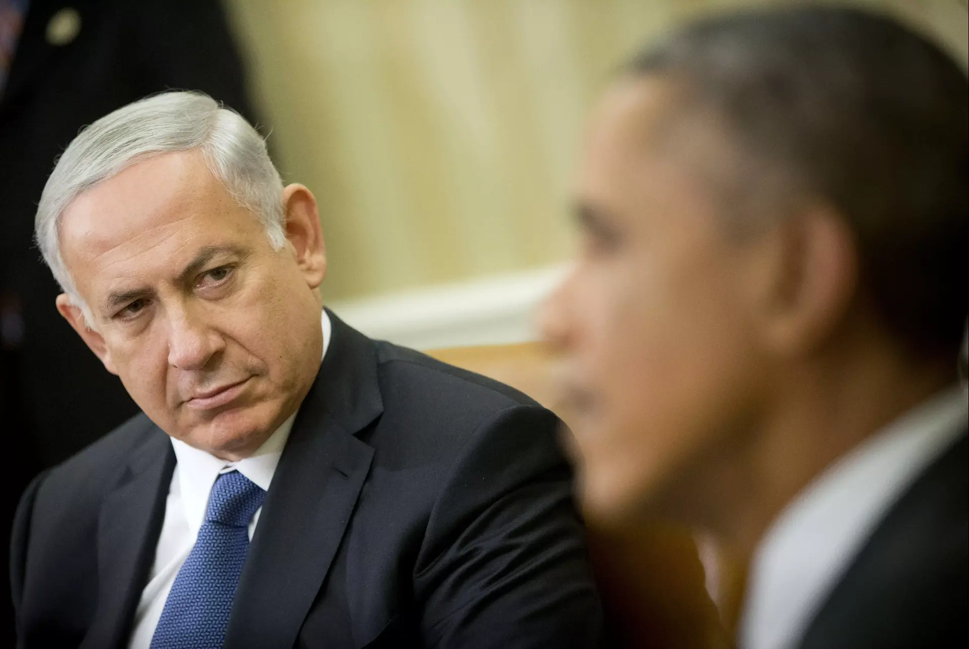 על נתניהו להפסיק להפריח סיסמאות שמבודדות את ישראל