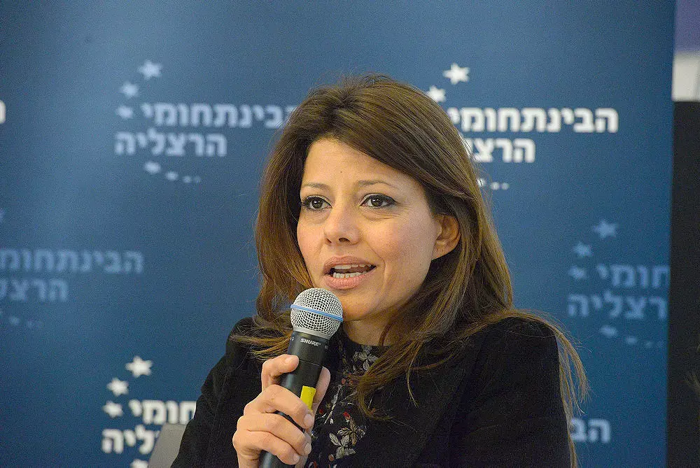 עם בתו של הרב עובדיה: האם זו המפלגה החדשה של אורלי לוי-אבקסיס?