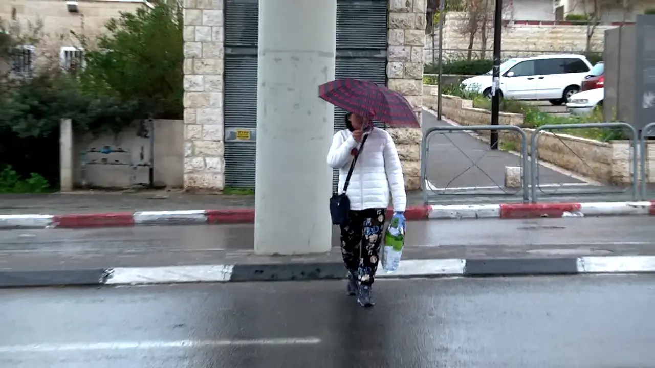 החורף עוד כאן: הגשם חוזר, חשש משיטפונות באילת