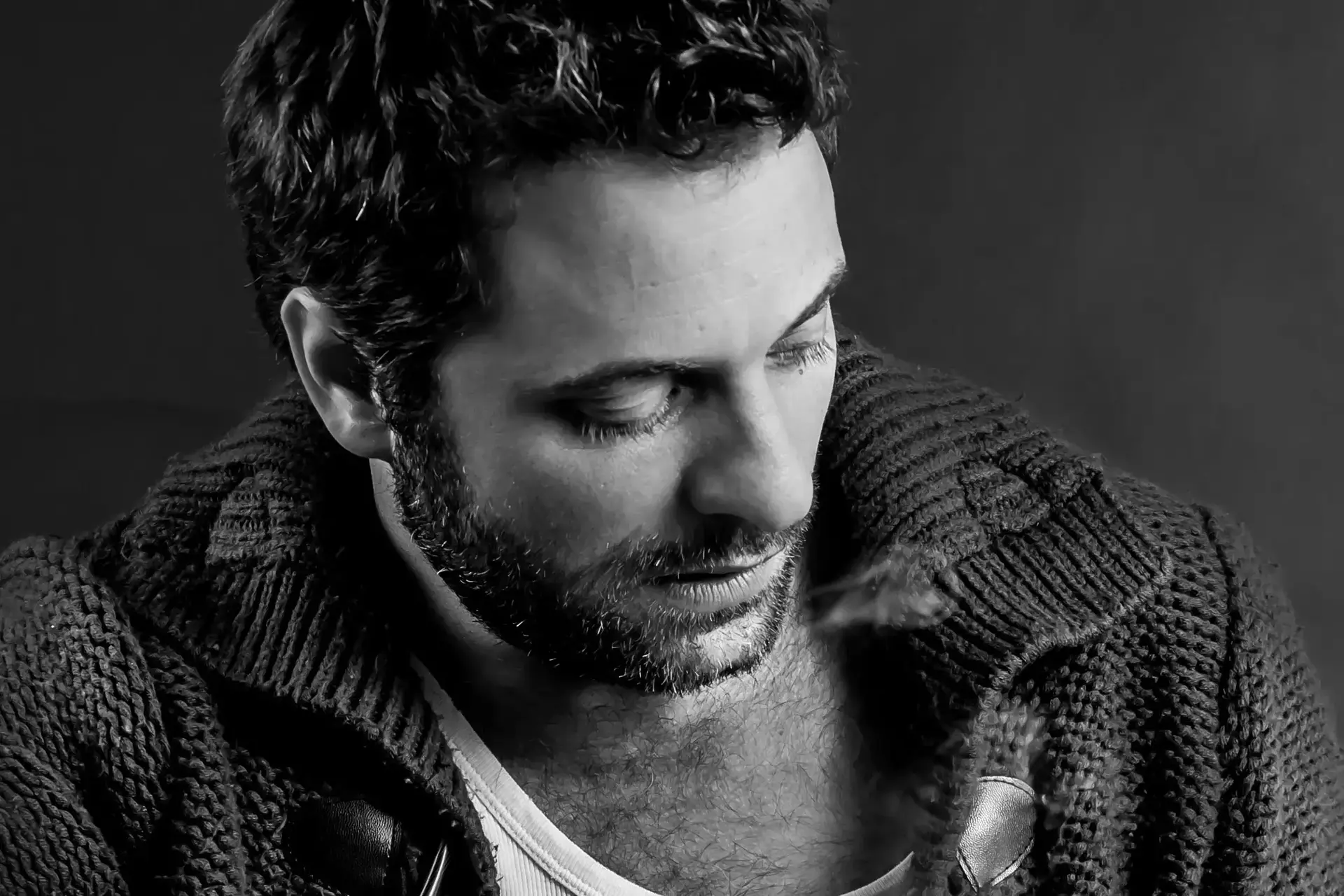 תומר ממיה שר "נתי אומרת". האזינו