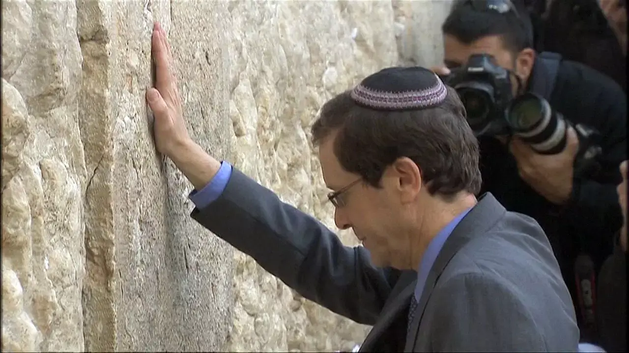 8 התמונות שאתם חייבים לראות היום