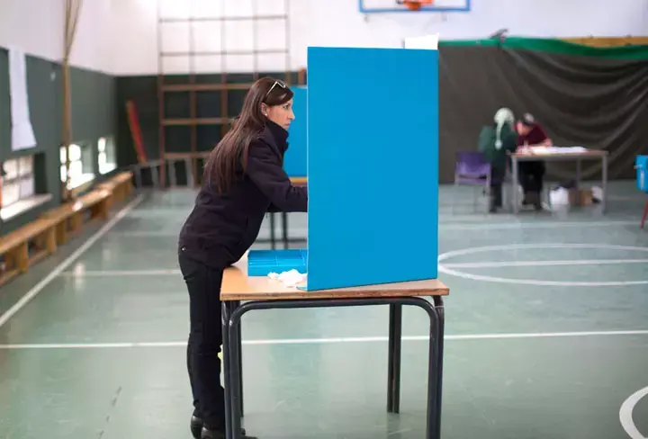 החדשות בדקה | צפו: מה חושבים ילדים על מכשירי וידאו?