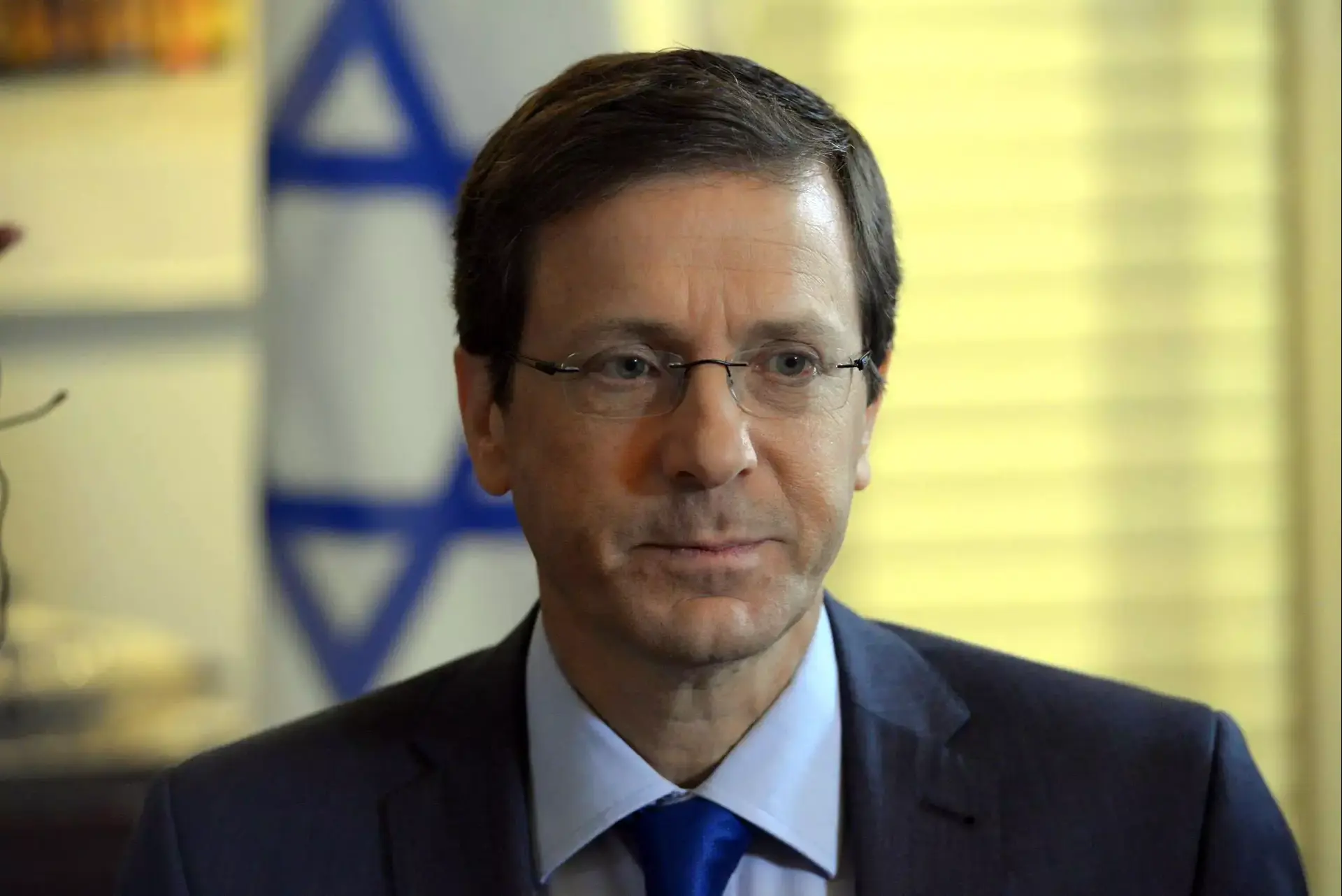 הרצוג חזר להיות בוז'י
