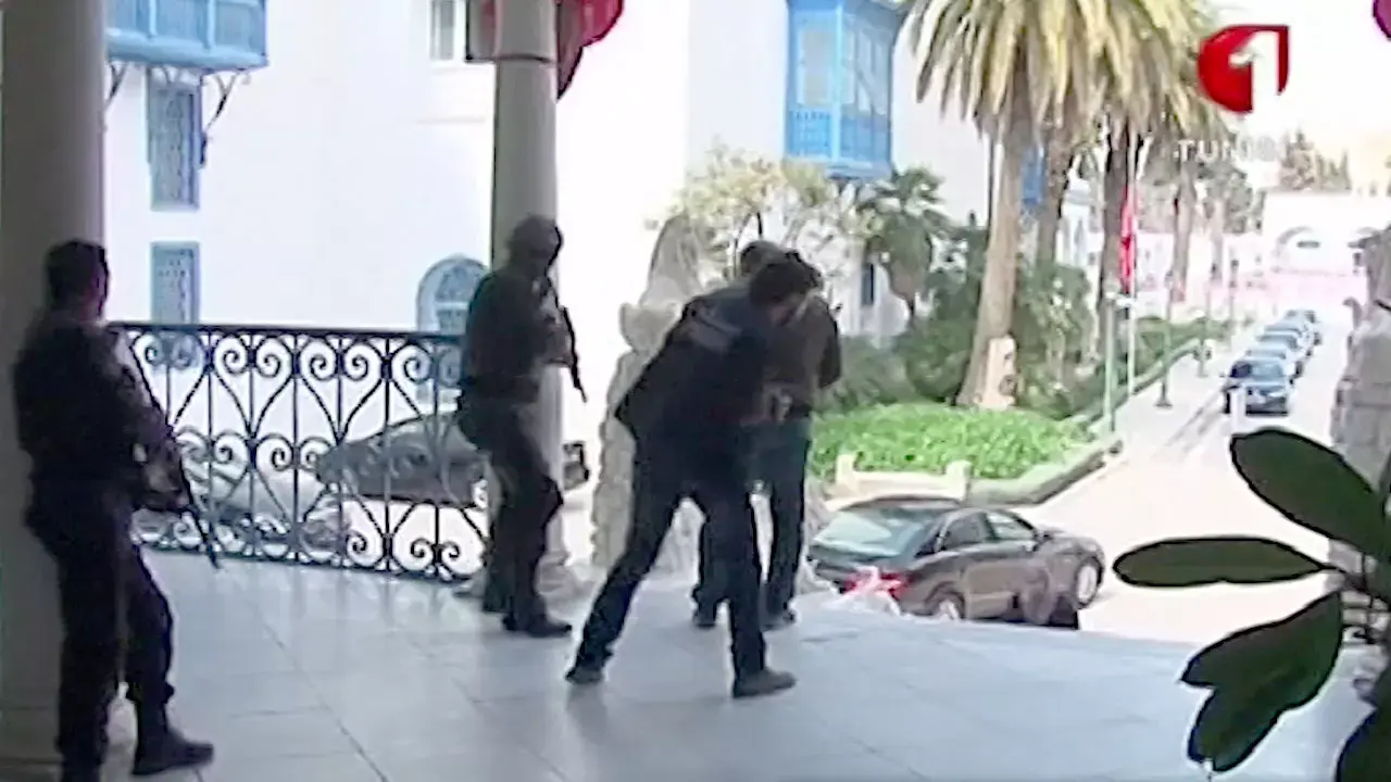דאעש קיבל אחריות לפיגוע בתוניסיה; תשעה חשודים נעצרו