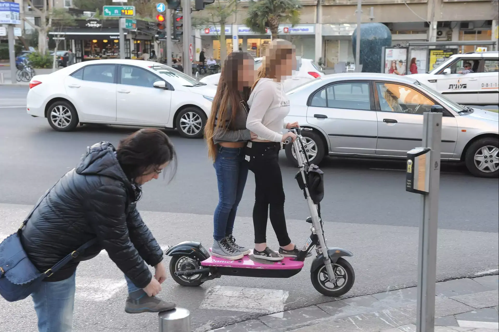 רוכבי האופניים החשמליים ירצחו את כולנו