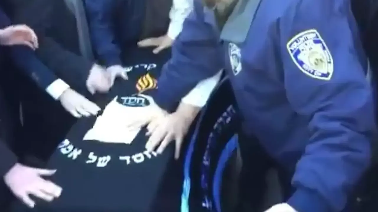 האב מברוקלין ספד לילדיו: "איבדתי את הכול באש"