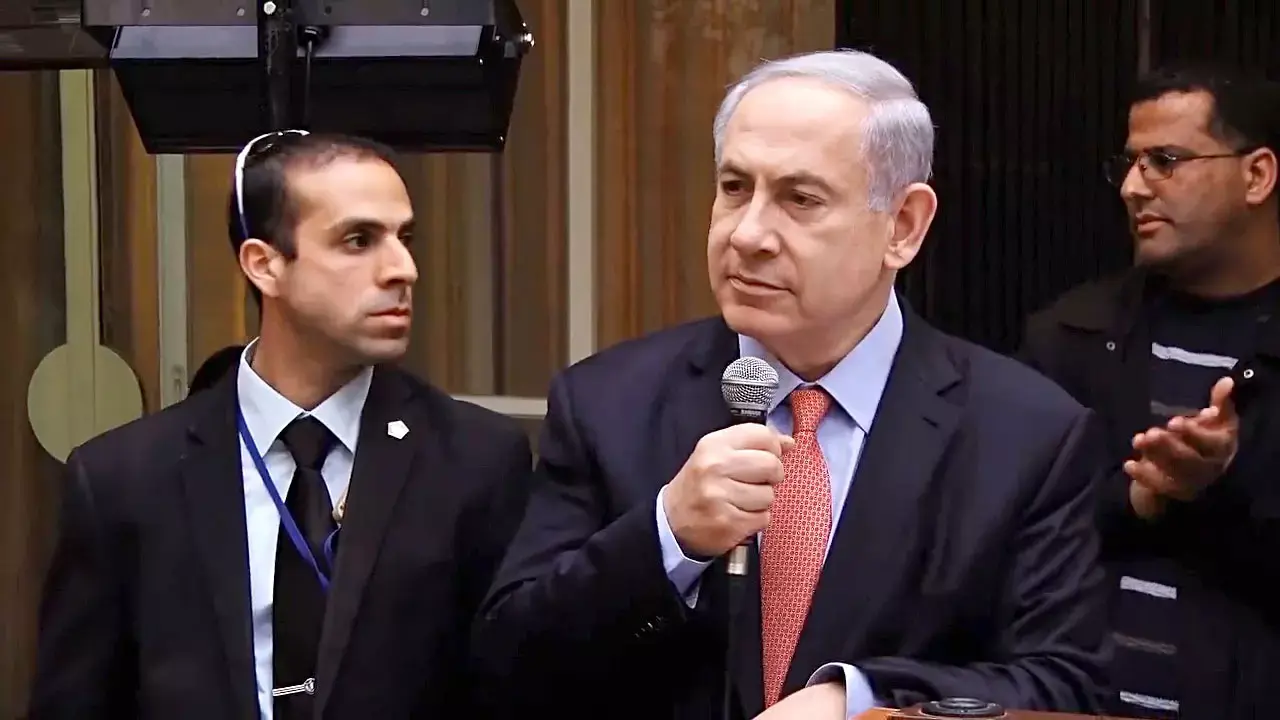 לא לחכות ארבע שנים
