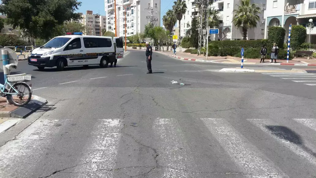 חשד ל"פגע וברח" באשדוד: רוכב אופניים כבן 60 נפצע קשה