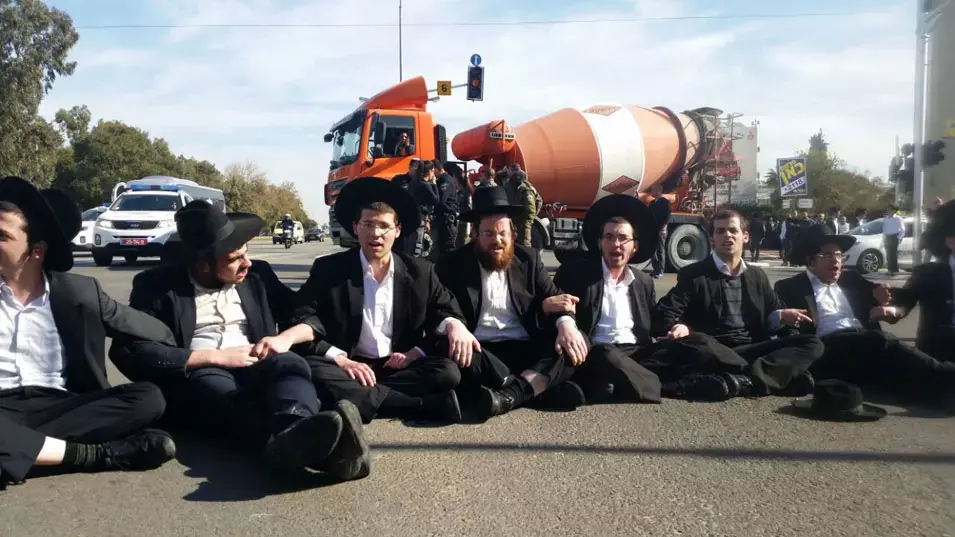 אחרי התפרקות "ממשלת הזדון": כיצד יקבלו החרדים את חוק הגיוס?