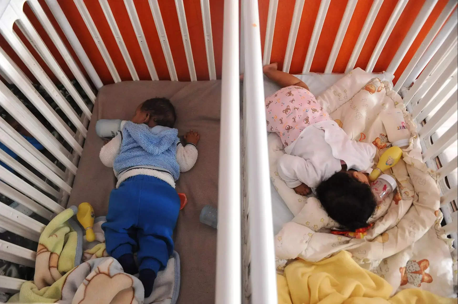 "מחסני הילדים" שבהם תינוקות מתים בדרום תל אביב