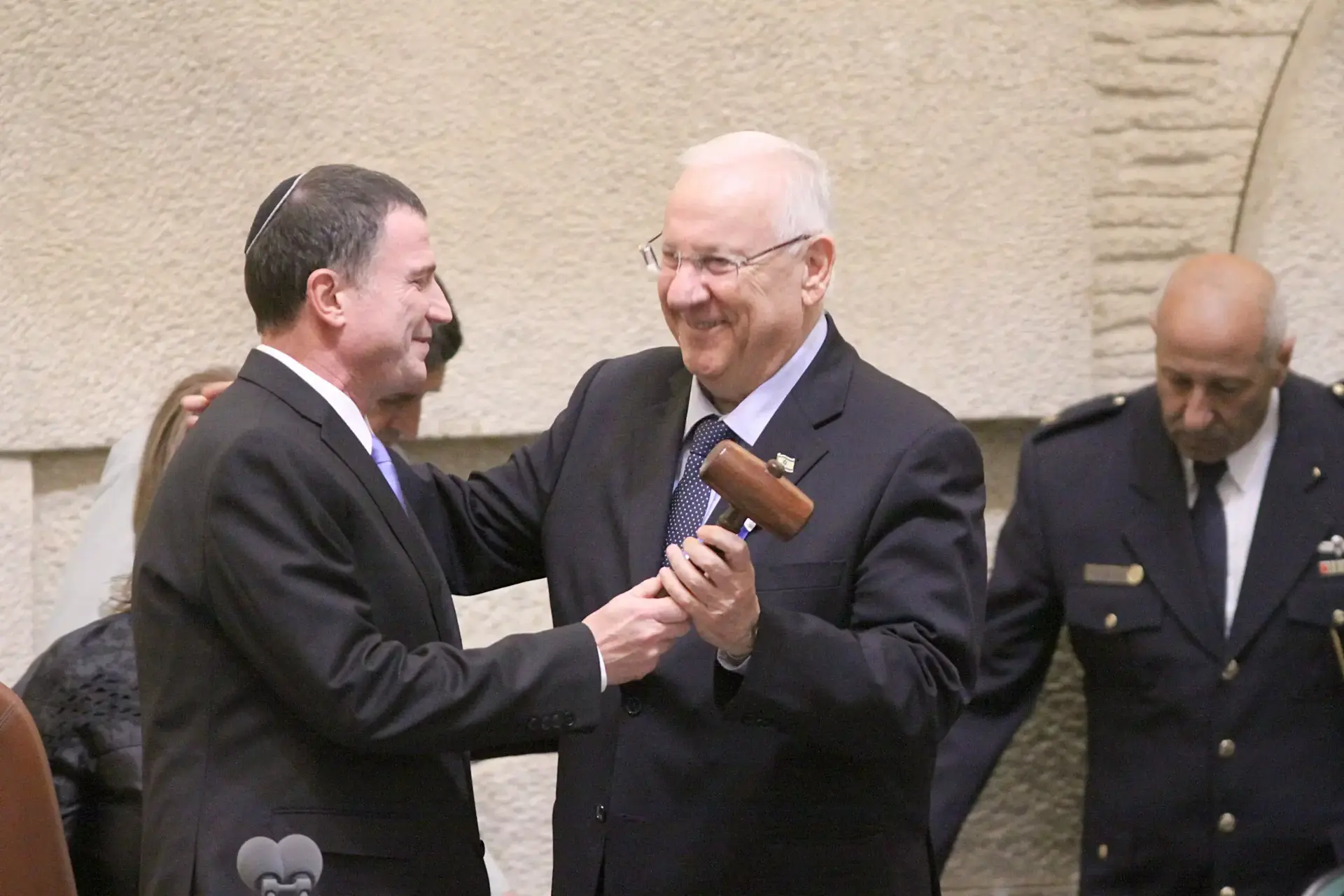 7 התמונות שאתם חייבים לראות היום