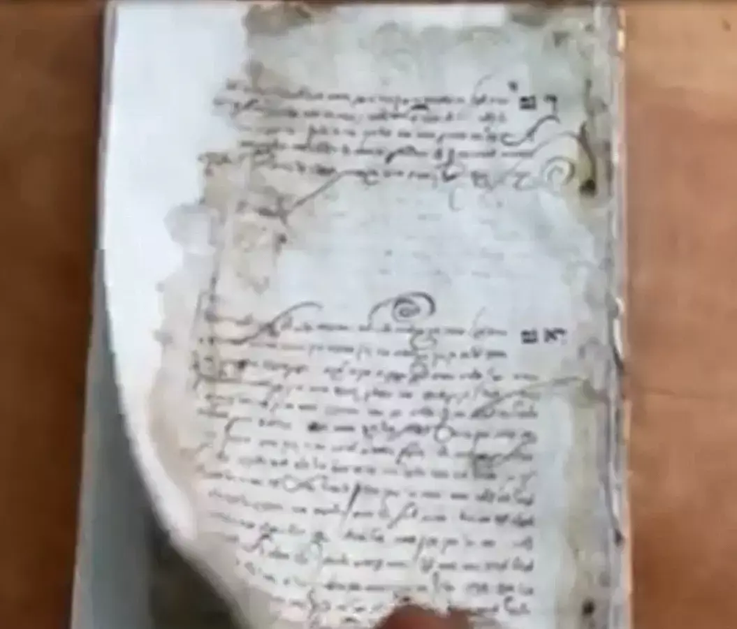 "הספר בן 200 שנה ושרד את השואה, עד שהגיעו הישראלים"
