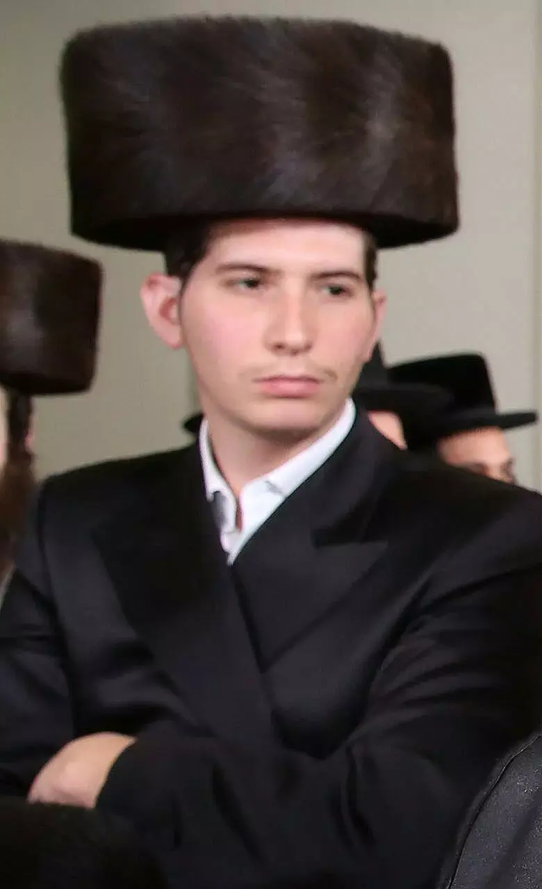 כשההערצה ל"פוסק הדור" מתנקזת לרגע אחד של טירוף - וסכנת חיים
