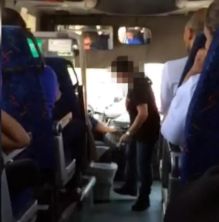 הישראלי המכוער באוטובוס: "אם לא היו פה נוסעים הייתי מזיינת אותך"