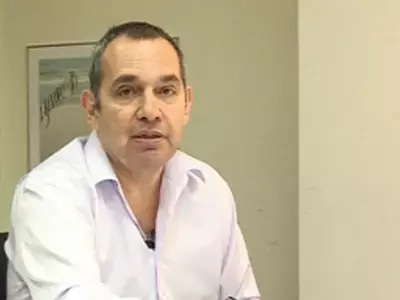 יואל גבע פותר את החידה שמשגעת את העולם באולפן וואלה