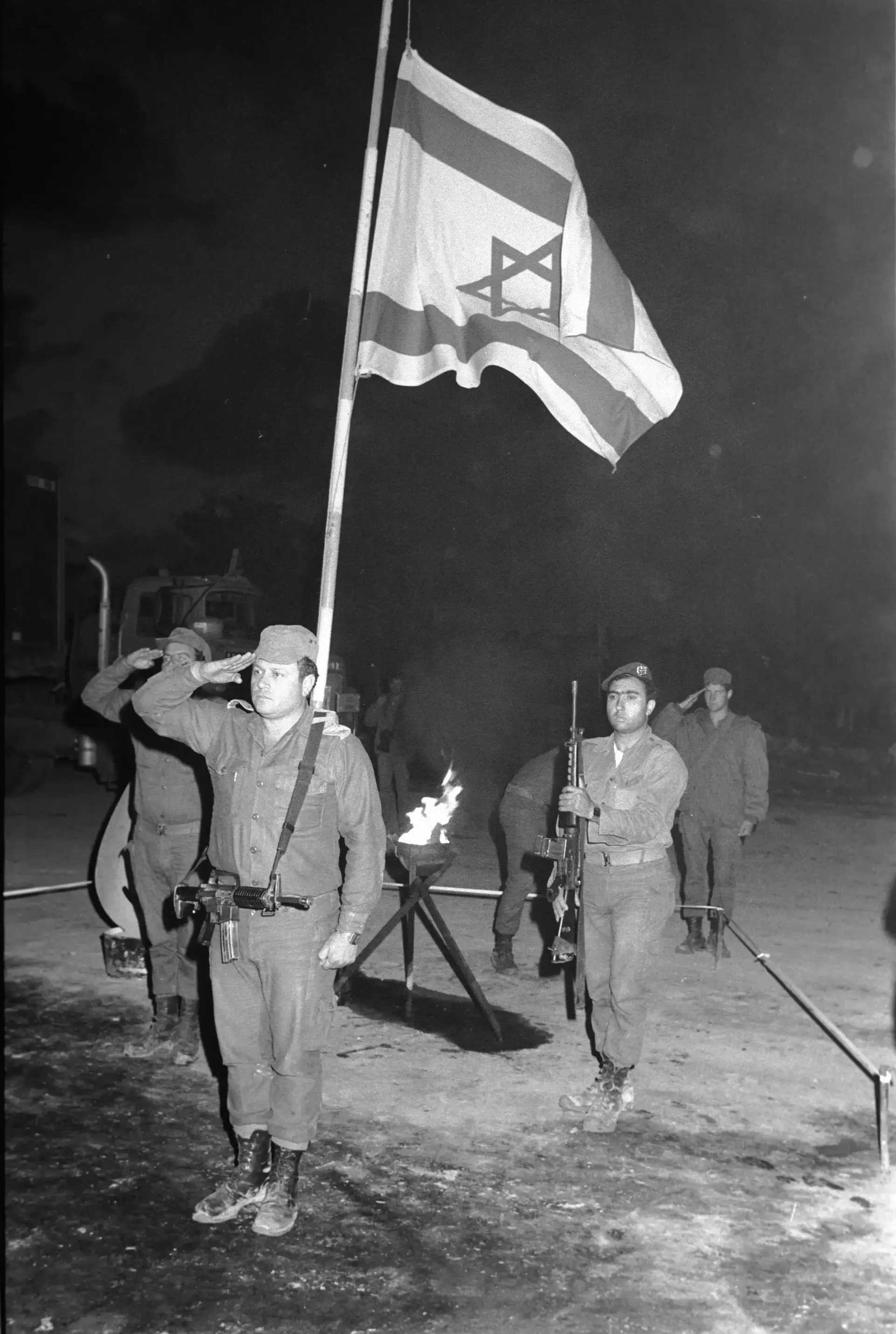 30 שנים לנסיגה לרצועת הביטחון: זהו את עצמכם בתמונות