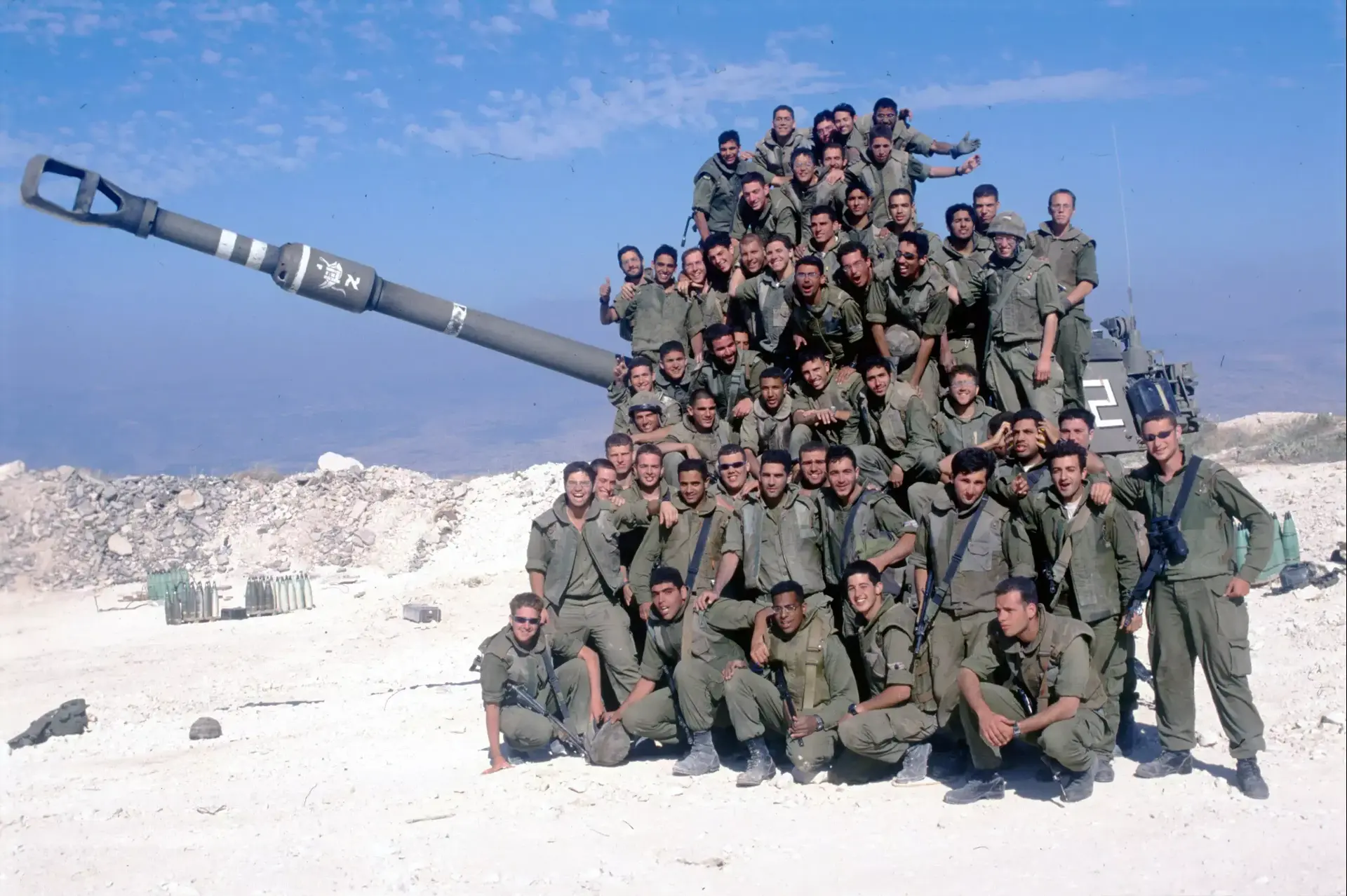 30 שנים לנסיגה לרצועת הביטחון: זהו את עצמכם בתמונות
