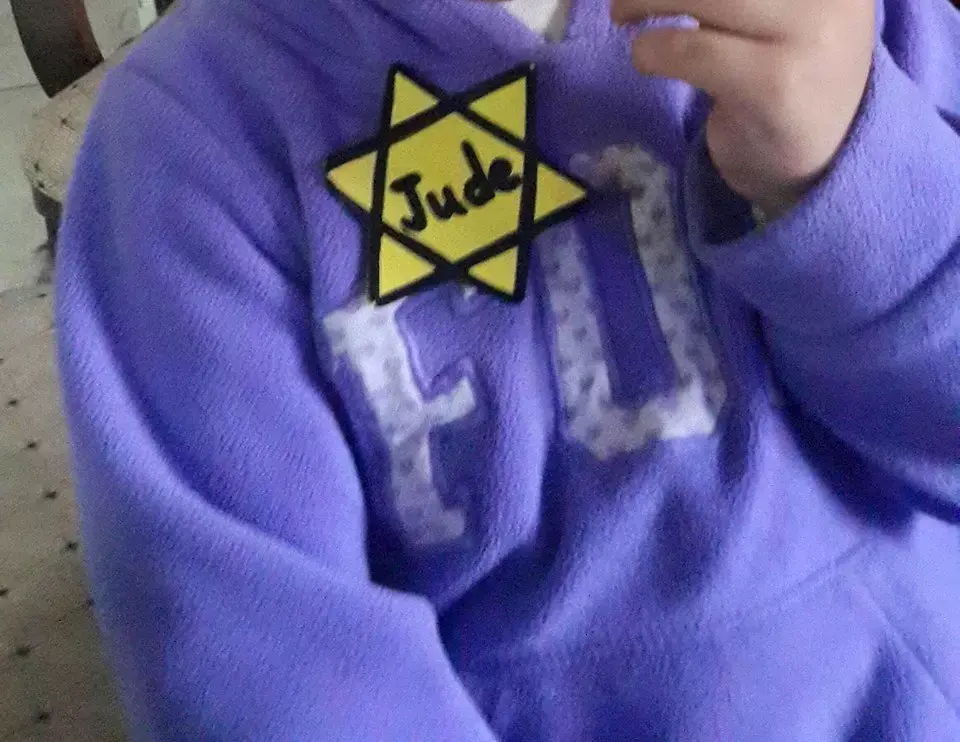 הבת חזרה מהצהרון עם טלאי צהוב: "אנחנו מזועזעים"