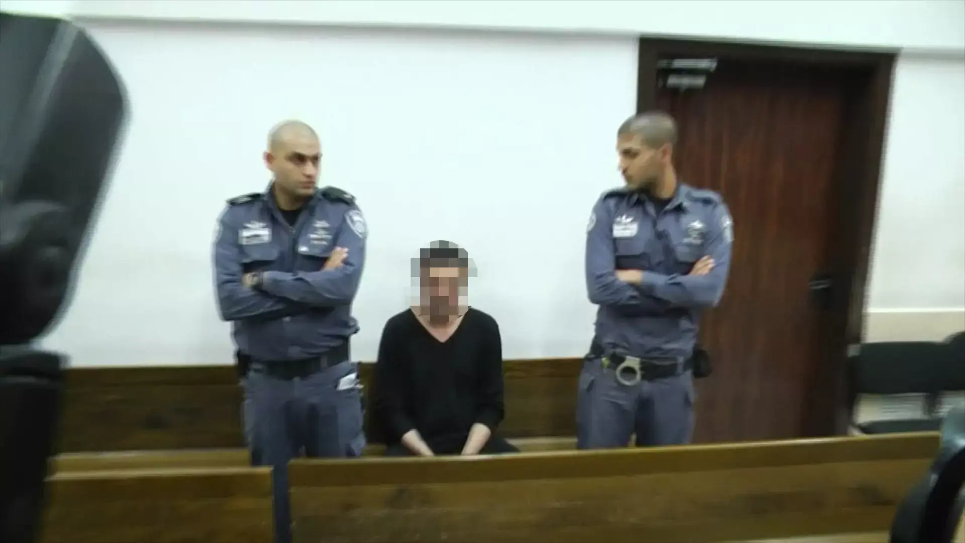 אשת הזמר החשוד בתקיפתה מבקשת להתגרש: "התפרק עליי באלימות"