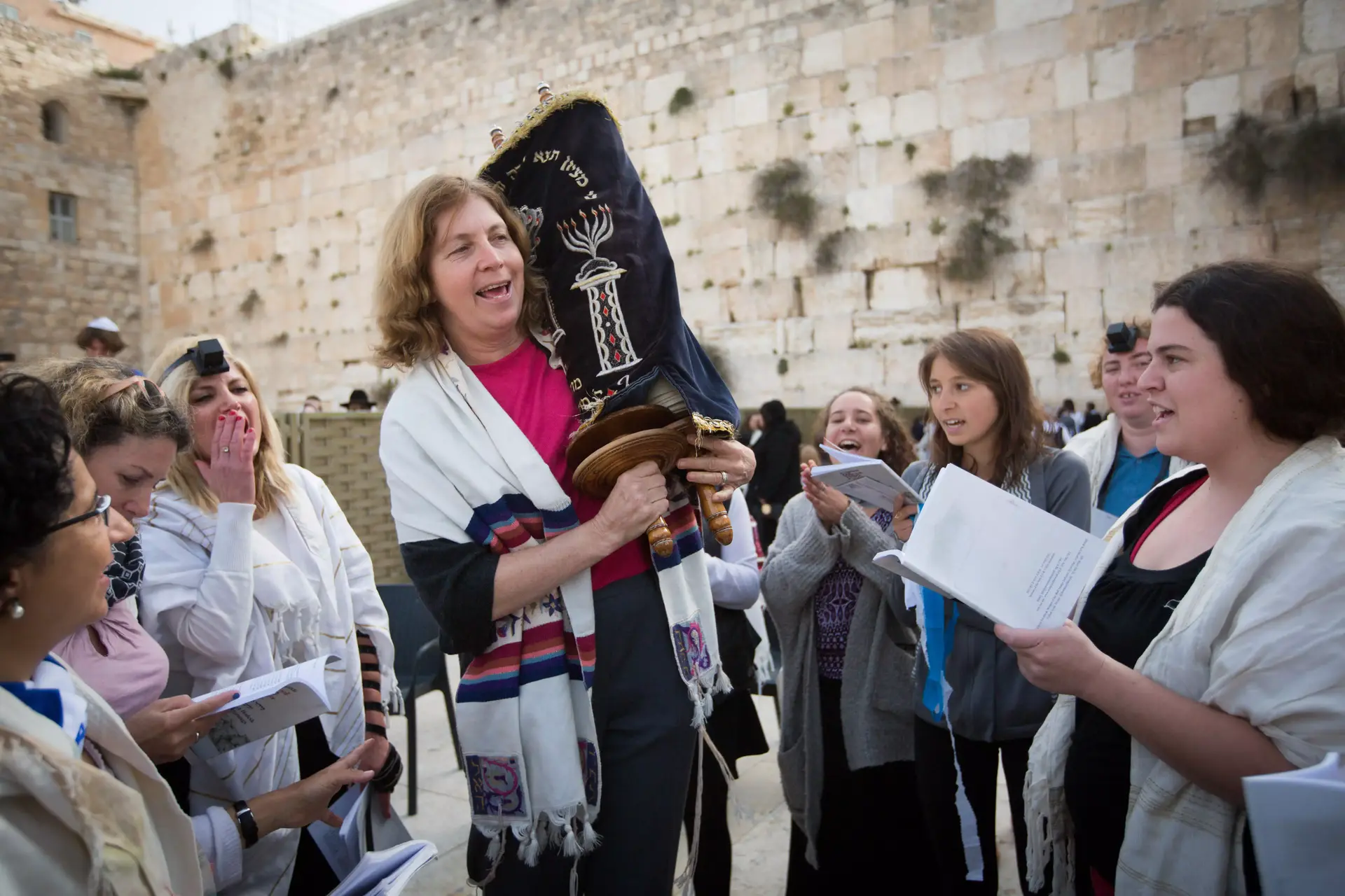 לאחים ואחיות לא מתנהגים כך
