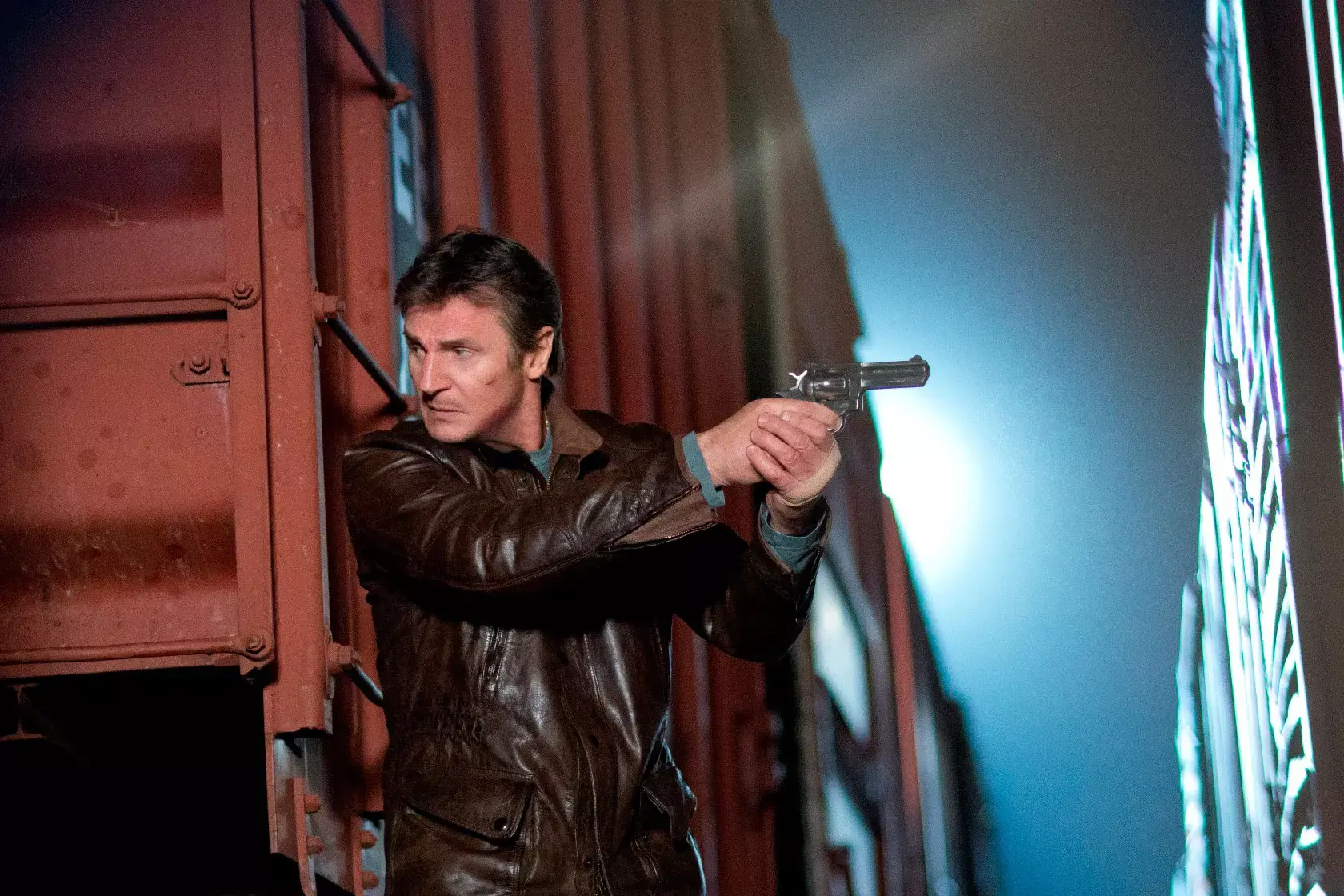 ליאם ניסן ומסעו בעולם סרטי האקשן, פרק 54: "מרדף לילי"