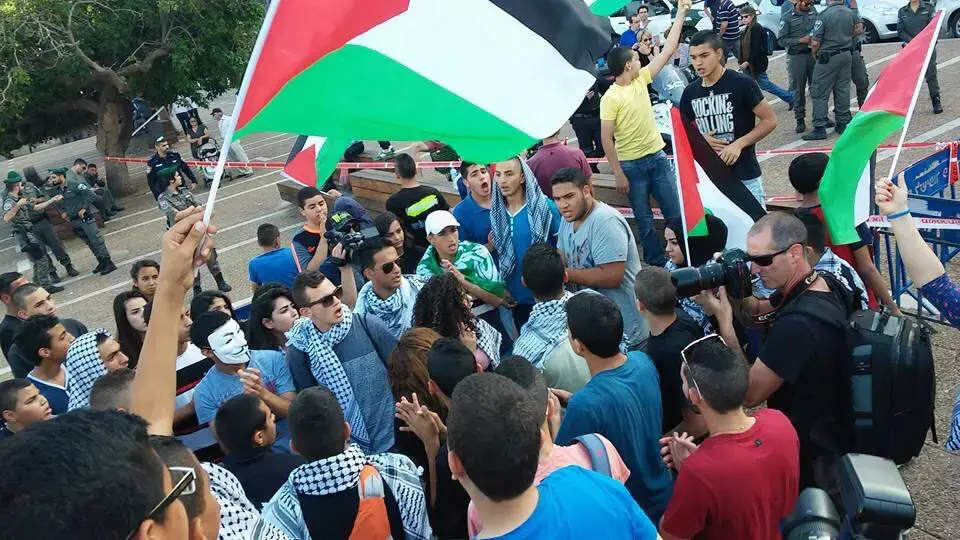 המגזר הערבי הפגין בתל אביב: "עשרות אלפים תחת איום הרס בתיהם"