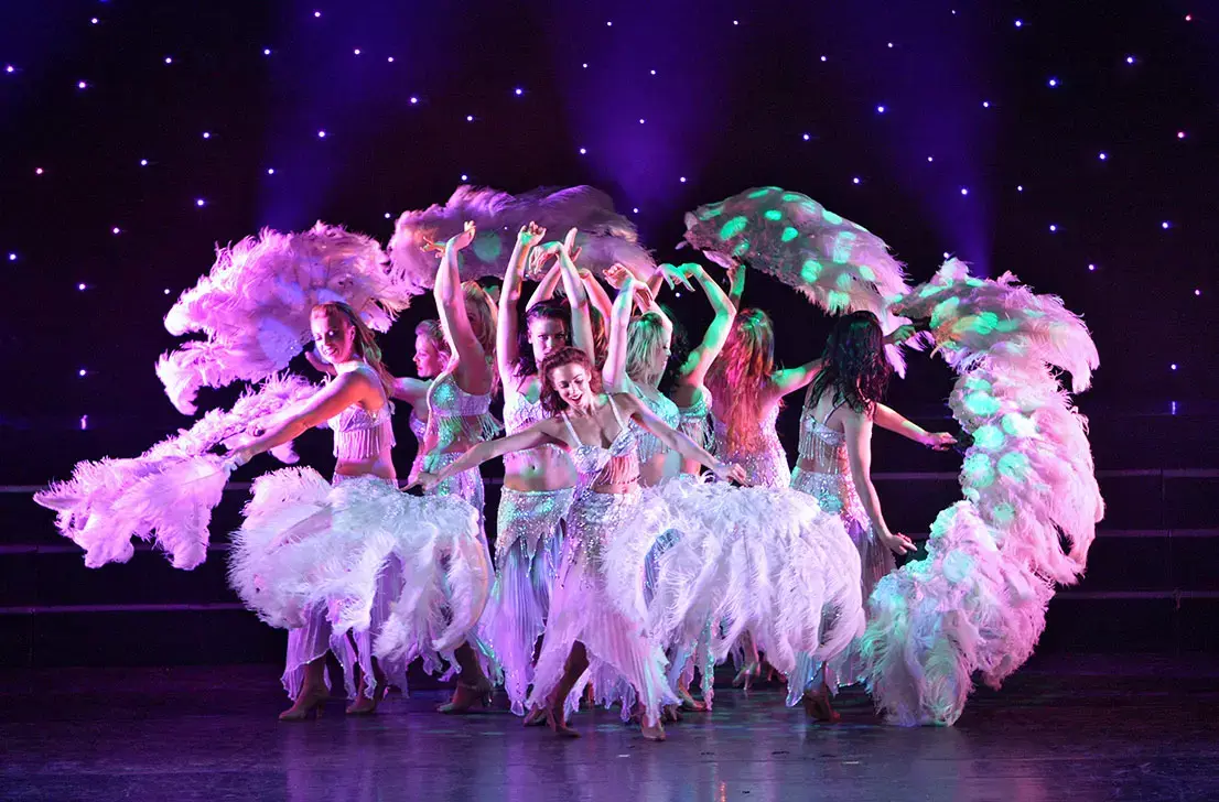 חברי "Spirit of the Dance" מגיעים לישראל