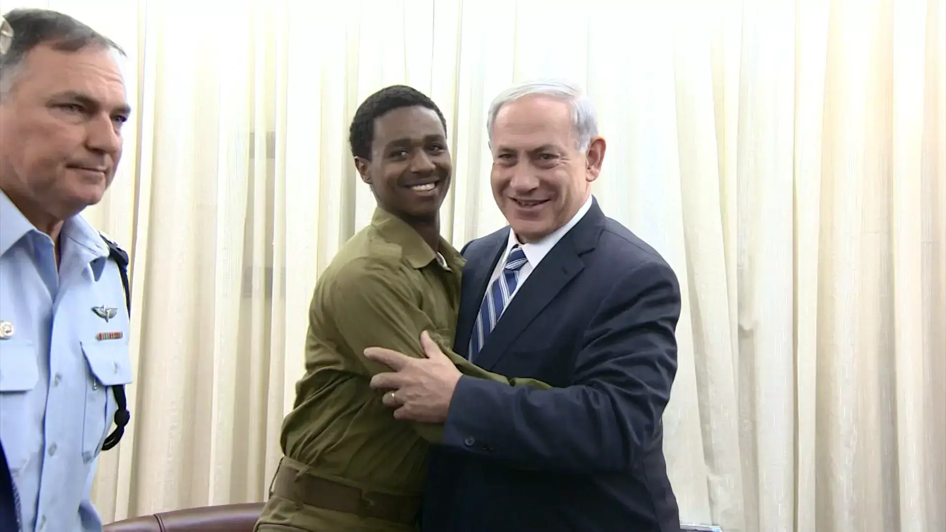 לא מסתפקים בהבטחות: כשמחאת האתיופים הגיעה ללשכת ראש הממשלה