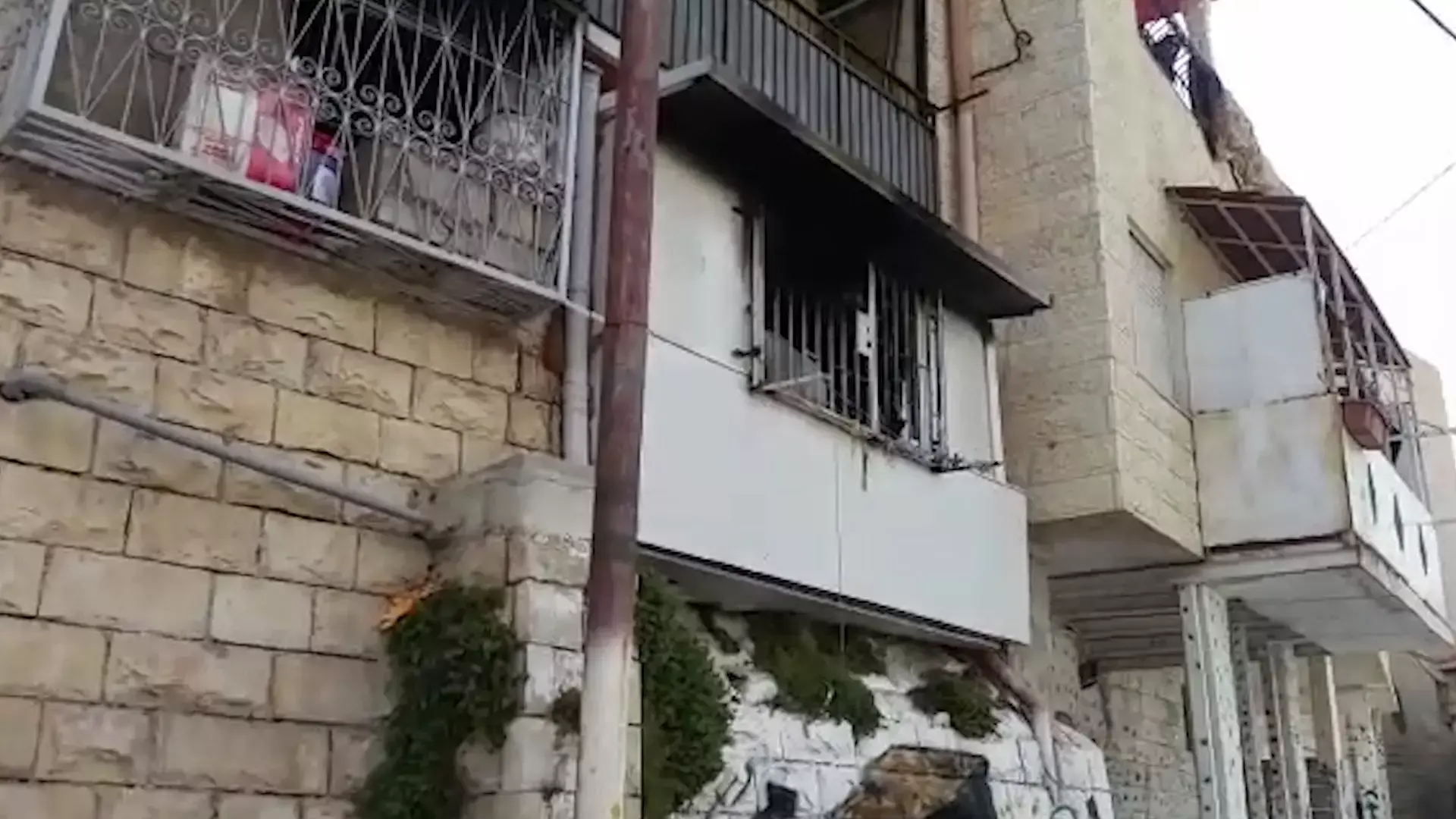 4 בני משפחה נפצעו בפיצוץ גז בירושלים, בת שלוש נהרגה