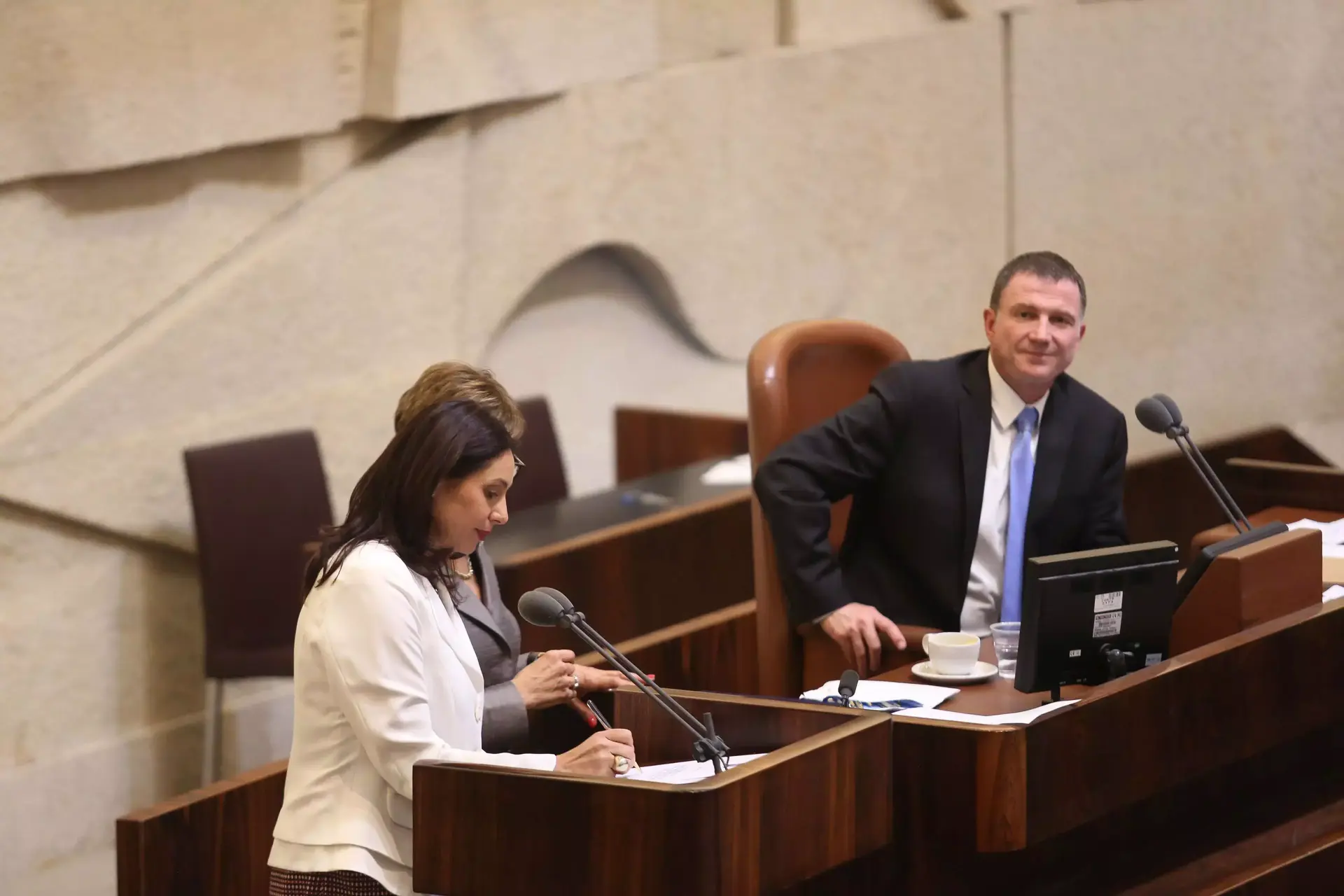 בירושלים מקבלים החלטות מהלב
