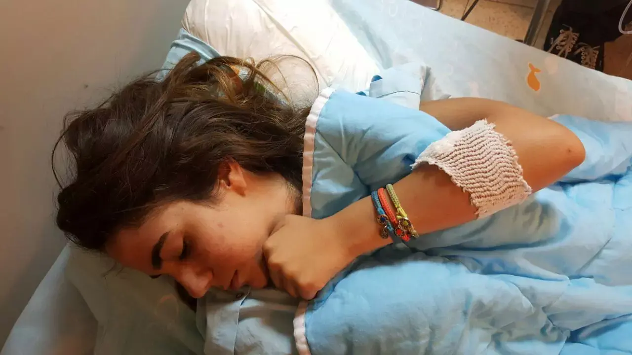 הנערות שתקפו את חברתן לכיתה יזומנו לחקירה
