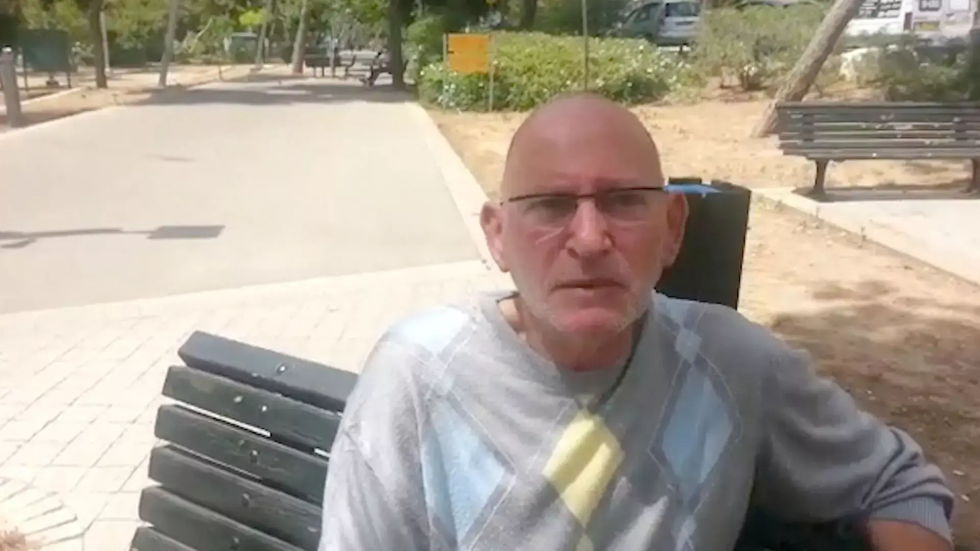 "תסתכל לי בעיניים ותגיד לי למה רצחת את הבן שלי"