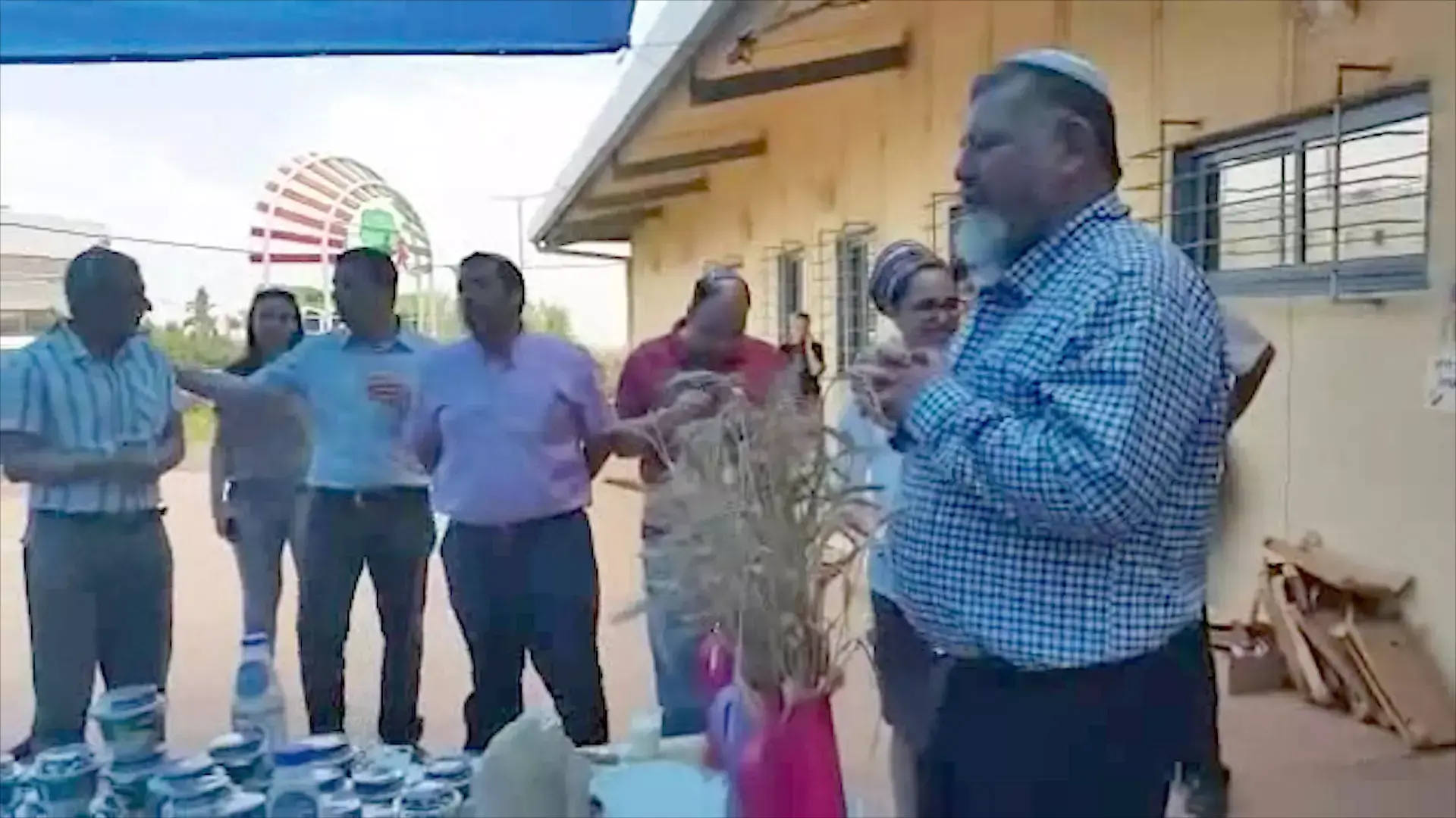 רב השומרון: הגדרת מסיקה עד מדינה מטעה, מעשיו חסרי ערך פלילי