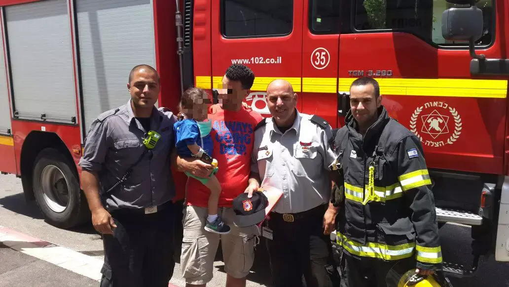 מרגש: לוחמי האש הגשימו את חלומו של פעוט שעבר השתלת כליה