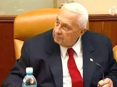 קהילות יהודיות בעולם נושאות תפילה לשלום שרון