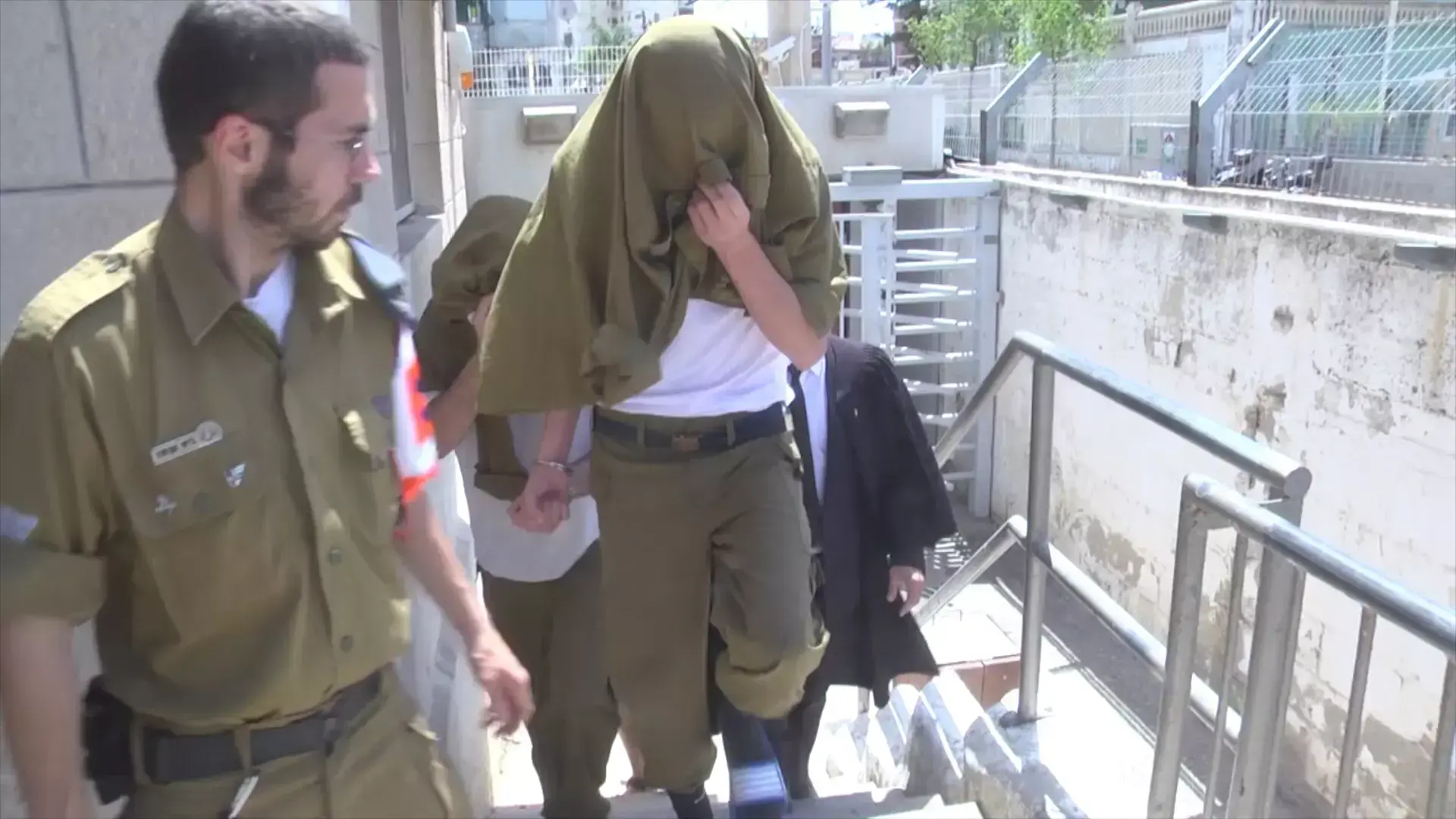 עדות החיילת שנאנסה בבסיס: "הוא ביקש ממני לא לספר לאף אחד"