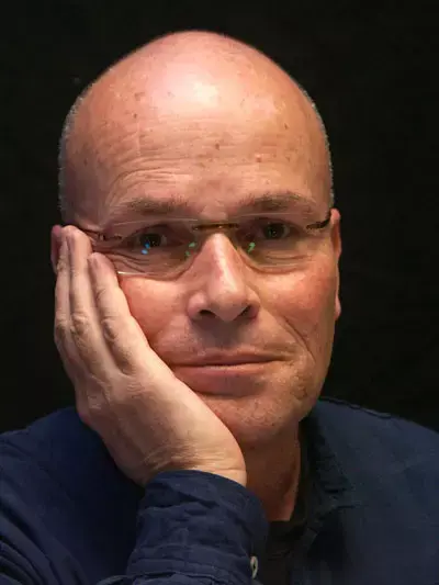 תיאטרון בעשרה שקלים בשכונת התקווה