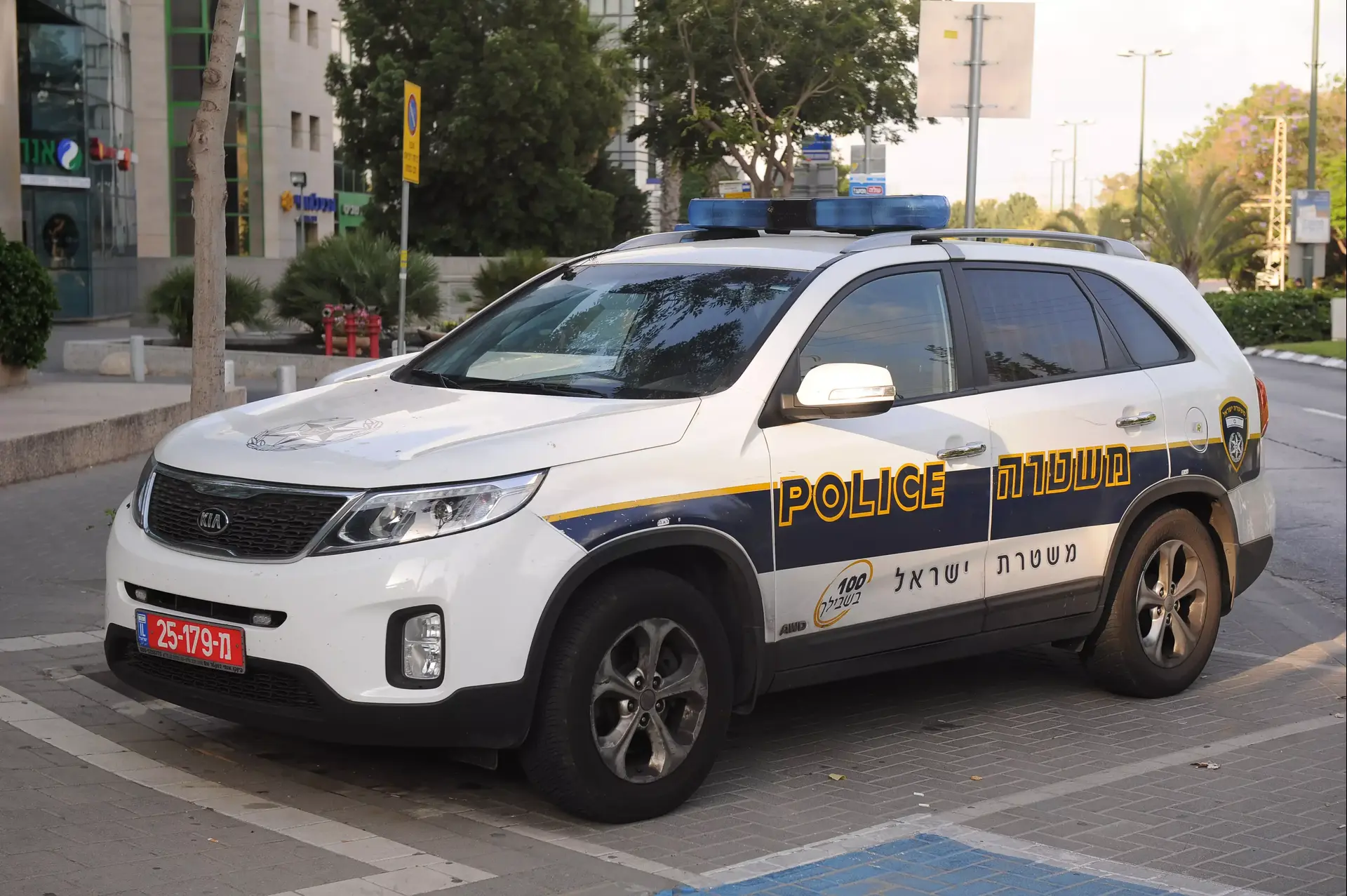 אזרחית מולדובה תובעת את ישראל: "נאנסתי על ידי שוטר"