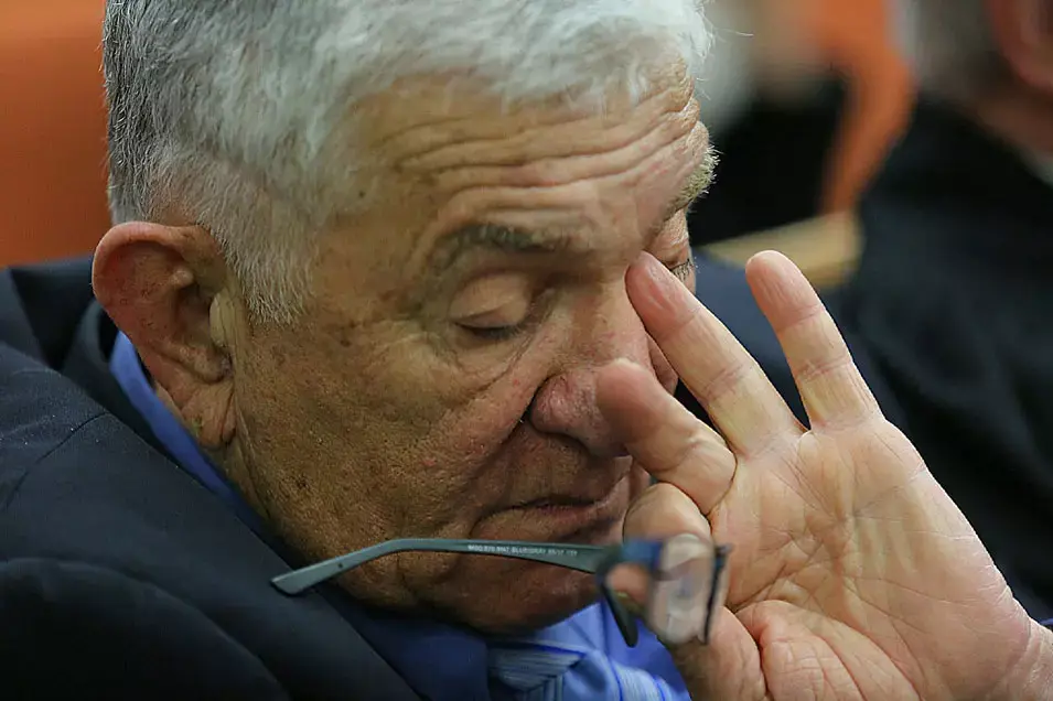 חנינה או עונש חמור יותר? יריביו של צבי בר חלוקים בדעתם