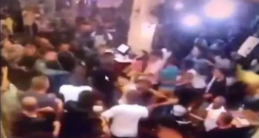 תיעוד המהומה בהפגנת יוצאי אתיופיה: "שולחנות עפו, כמו בצונאמי"