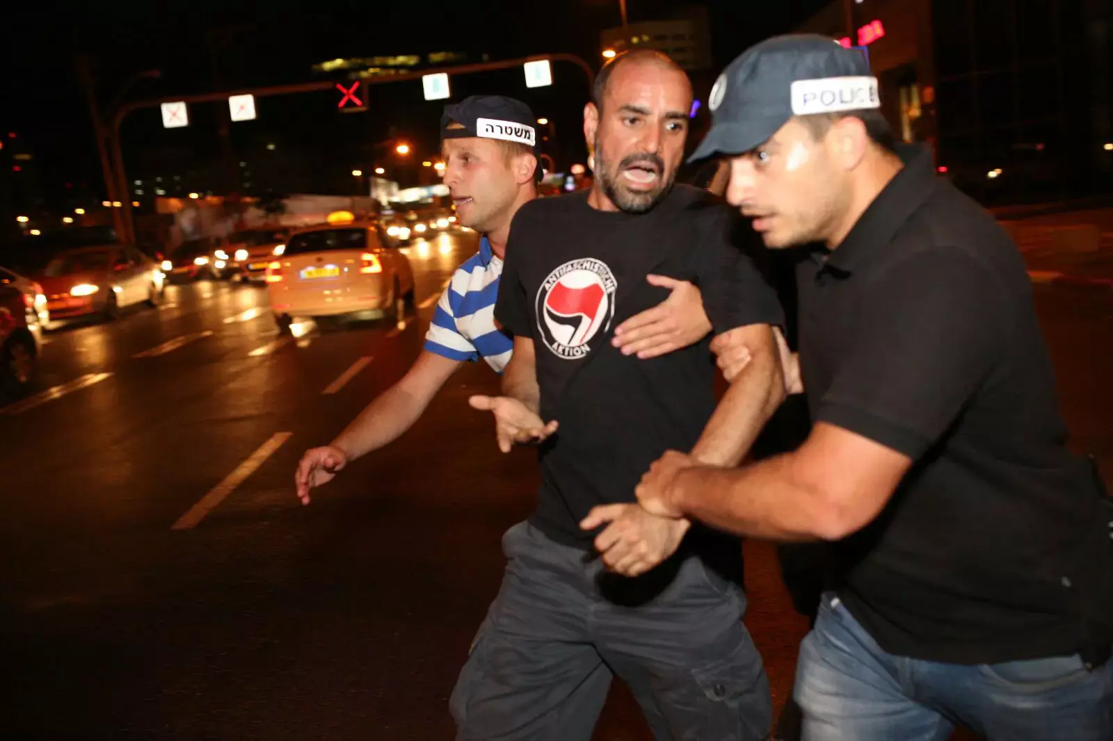 מתי מותר להגיד בן זונה לשוטר והיכן עובר הגבול של חופש הביטוי?