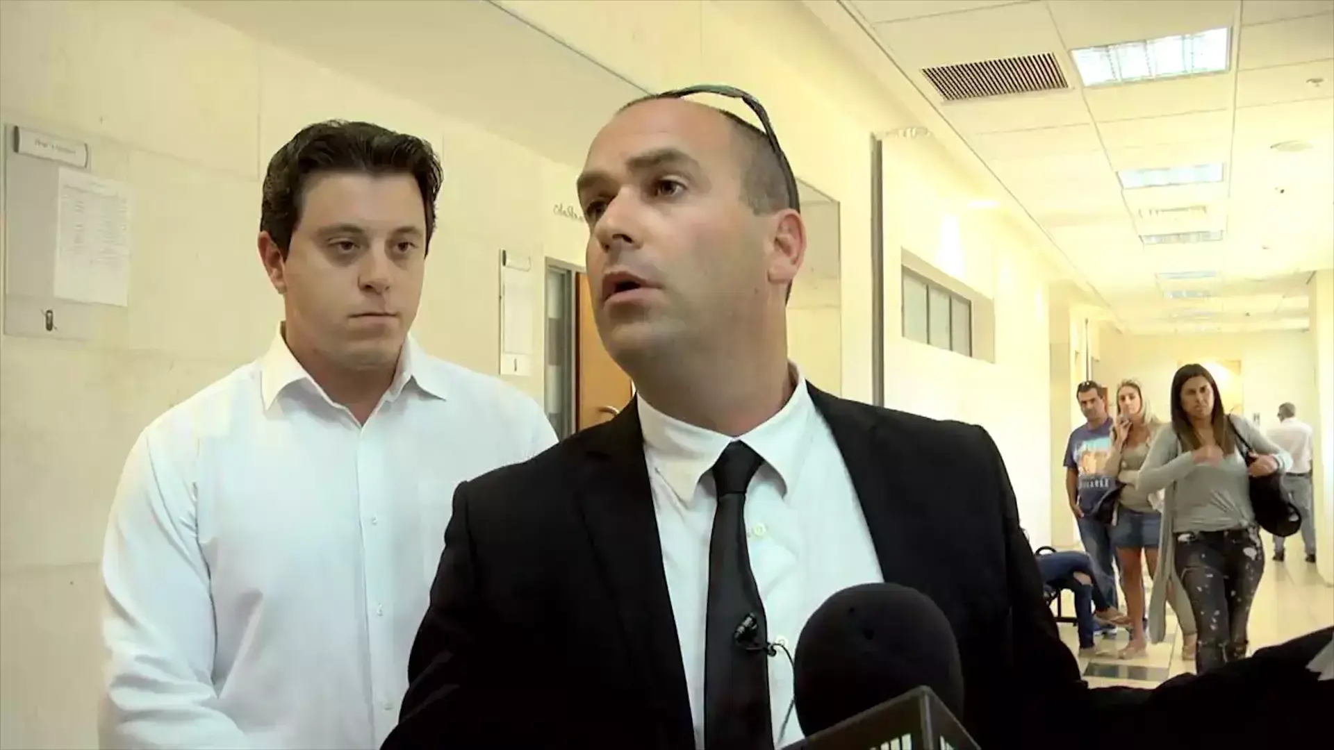 אשתו של אסי אבוטבול חשודה במעורבות ברצח עו"ד חכם