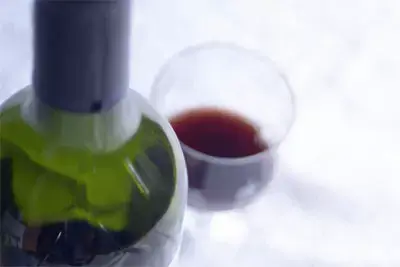 מחקר: נמצא הכימיקל שגורם אלכוהוליזם