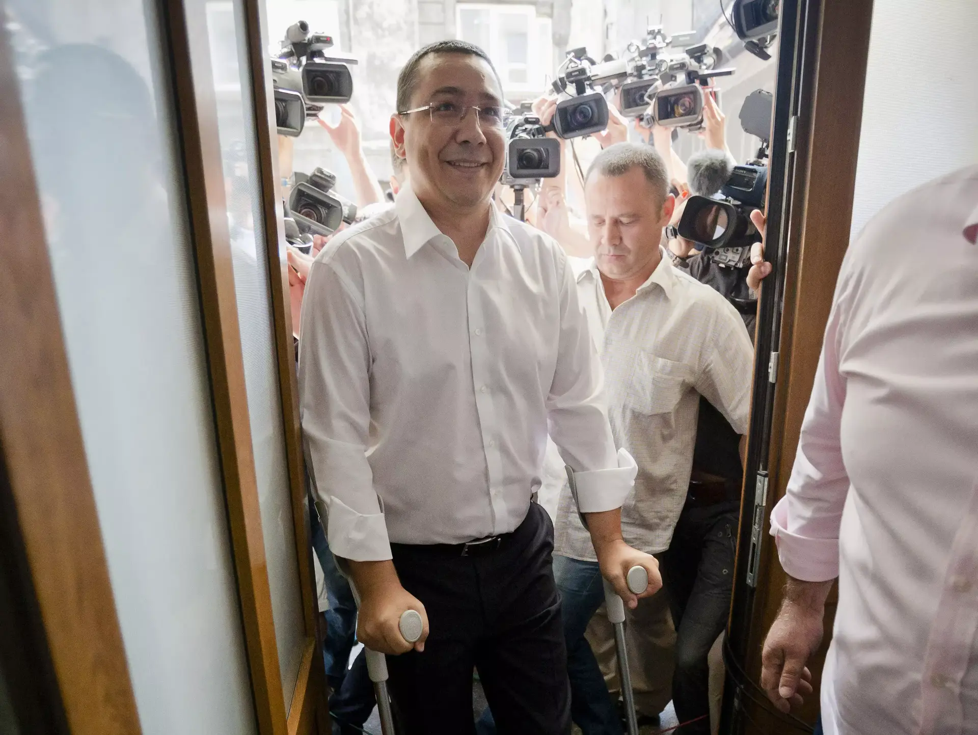 טלטלה ברומניה: ראש הממשלה המואשם בשחיתות יעמוד לדין