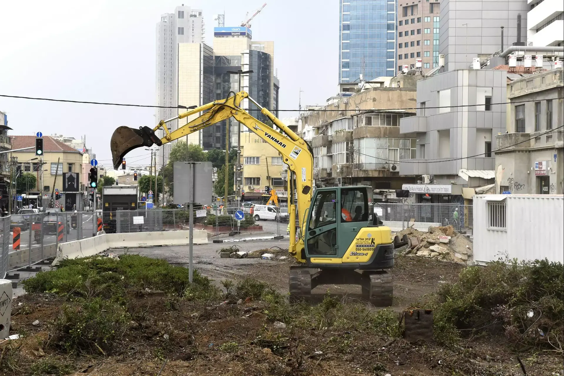 היום הראשון לתחילת עבודות הרכבת הקלה בתמונות