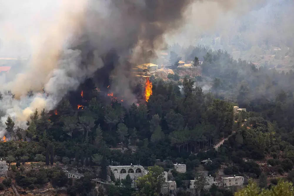 גובר החשד להצתה: בקבוקי חומר דליק באזור השריפה ליד ירושלים
