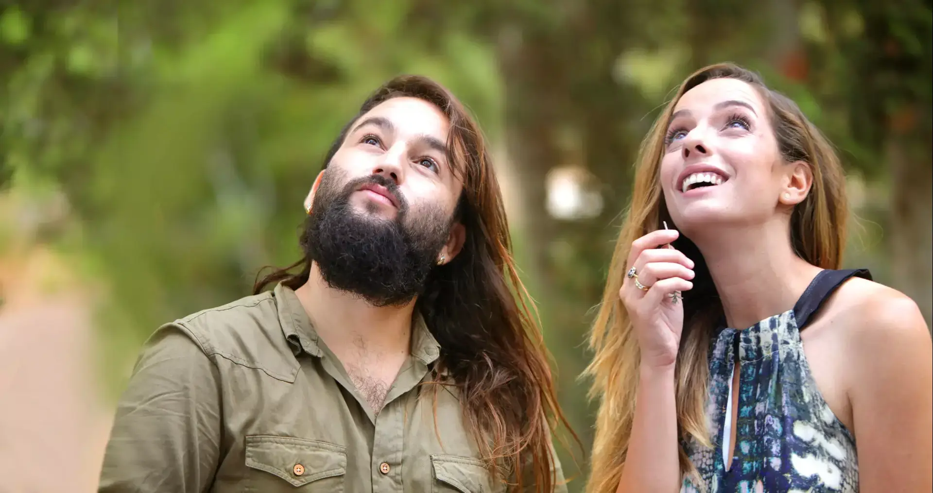 האזינו ל"עננים", שיר חדש של אביב בכר והדס קליינמן
