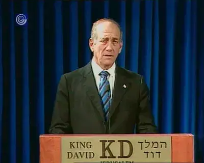 העבודה תוקפת את אולמרט על ההסכם עם יהודי חברון
