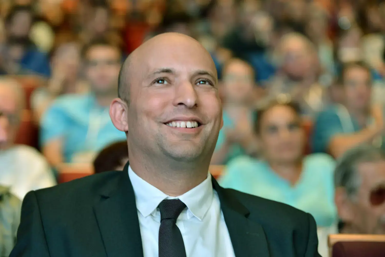 יותר חינוך פחות שוטרים