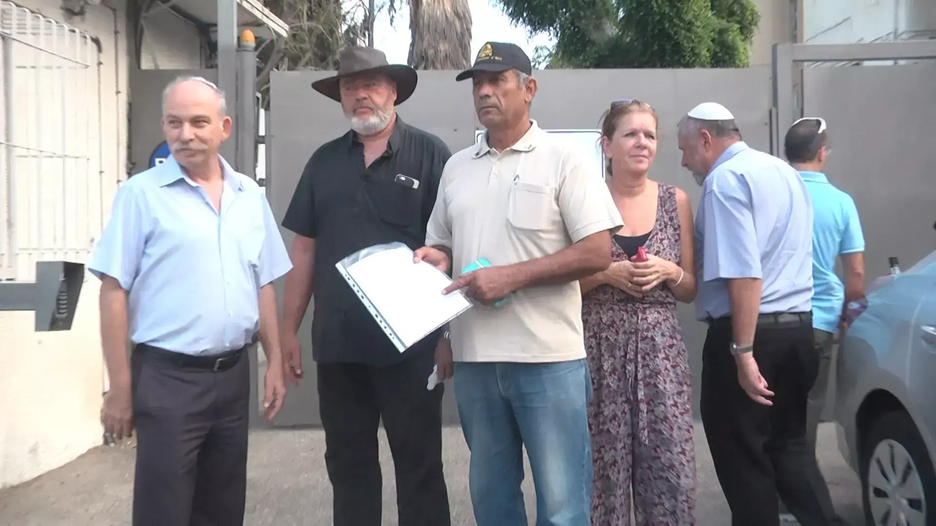 המינוי מתעכב: וינשטיין יבחן עסקאות נשק שביצעה חברתו של הירש